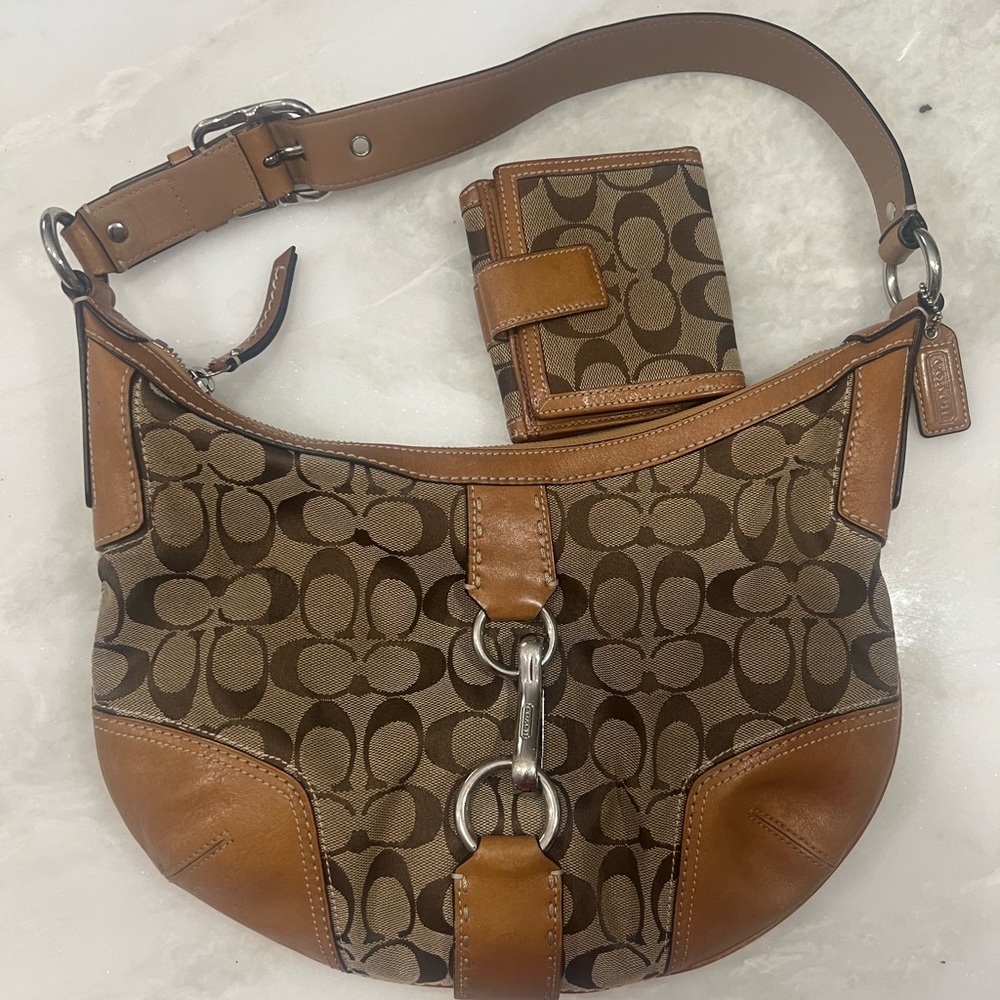 Coach Tan hobo with matching Wallet